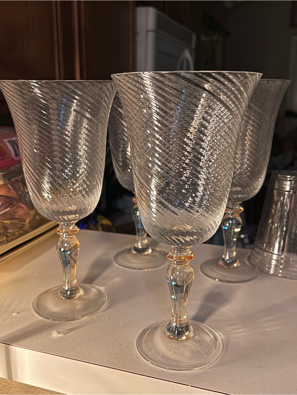 6 Lovely Mikasa crystal party 🎈 flutes